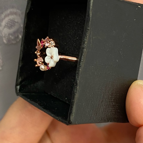 Size 10❗️New Rose gold hallow crystal ring - Picture 6 of 6